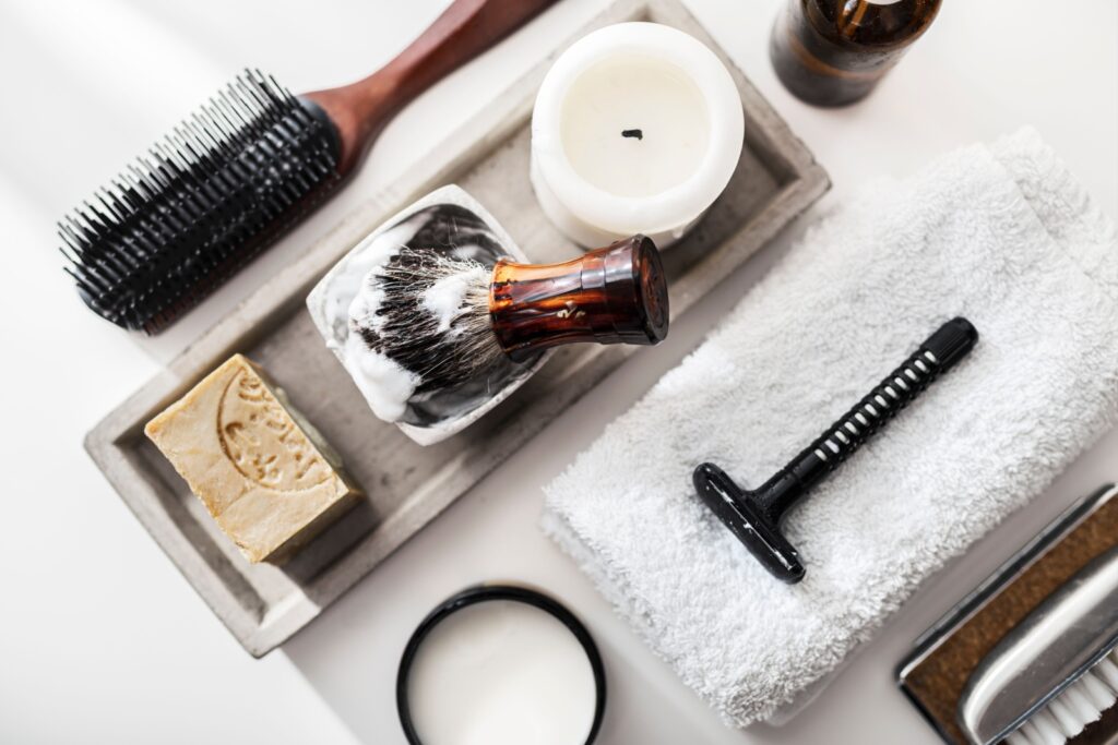 Men's shaving tools